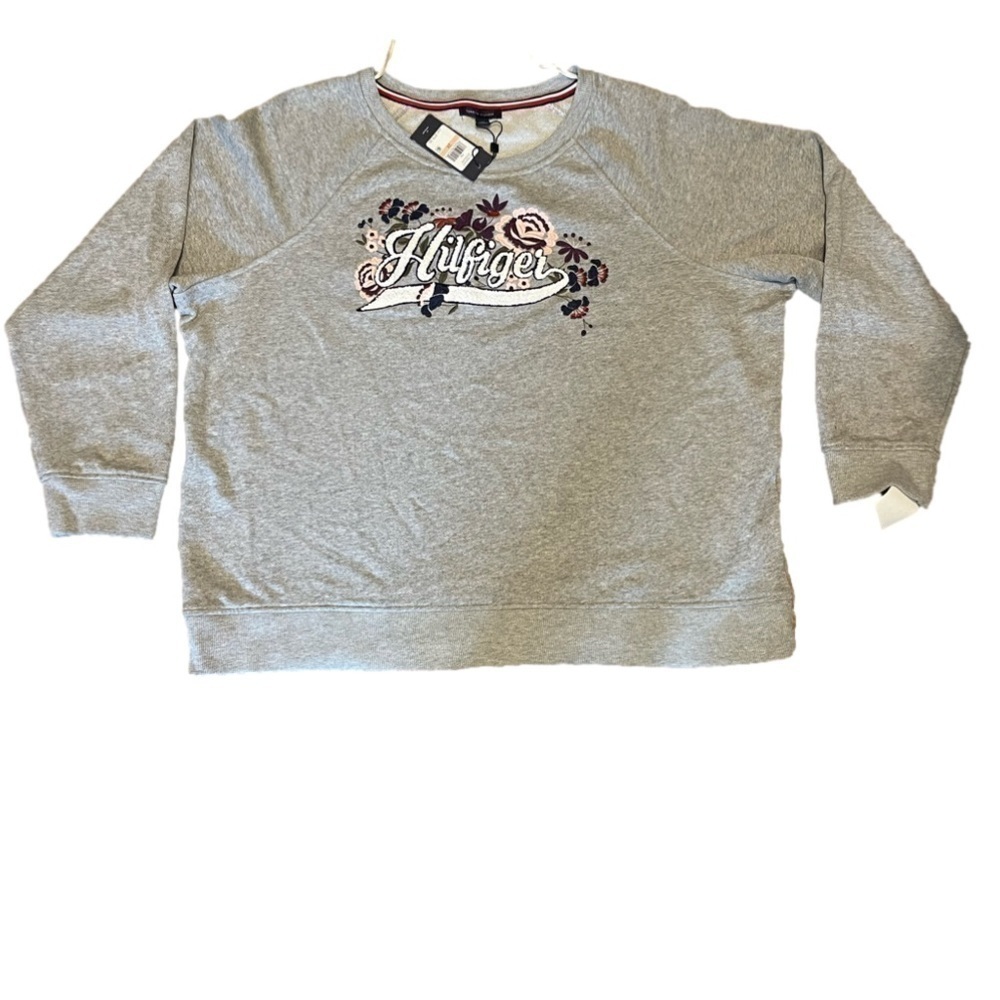 NWT‎ Tommy Hilfiger Womens Embroidered Logo Sweatshirt  size 2X, floral design